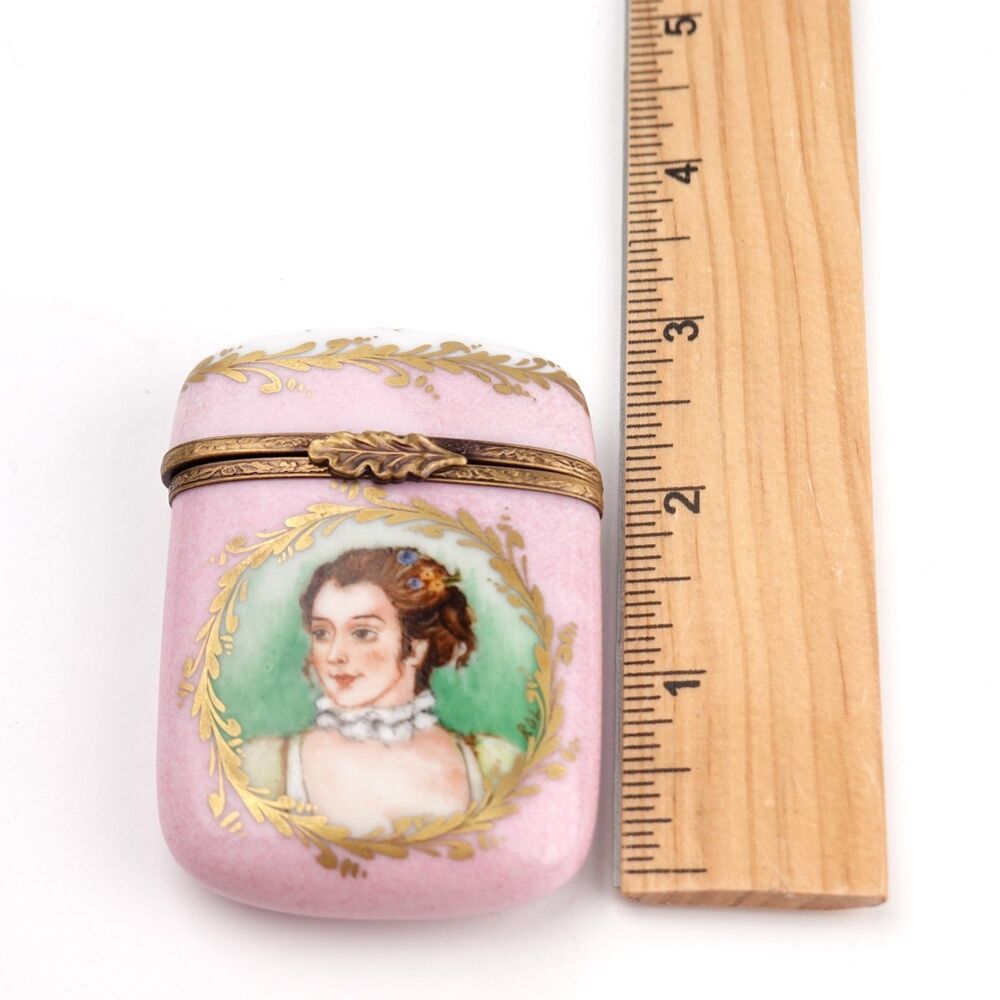 Limoges France Peint Main Lady Portrait Artist Signed Trinket Box RARE - Picture 7 of 16